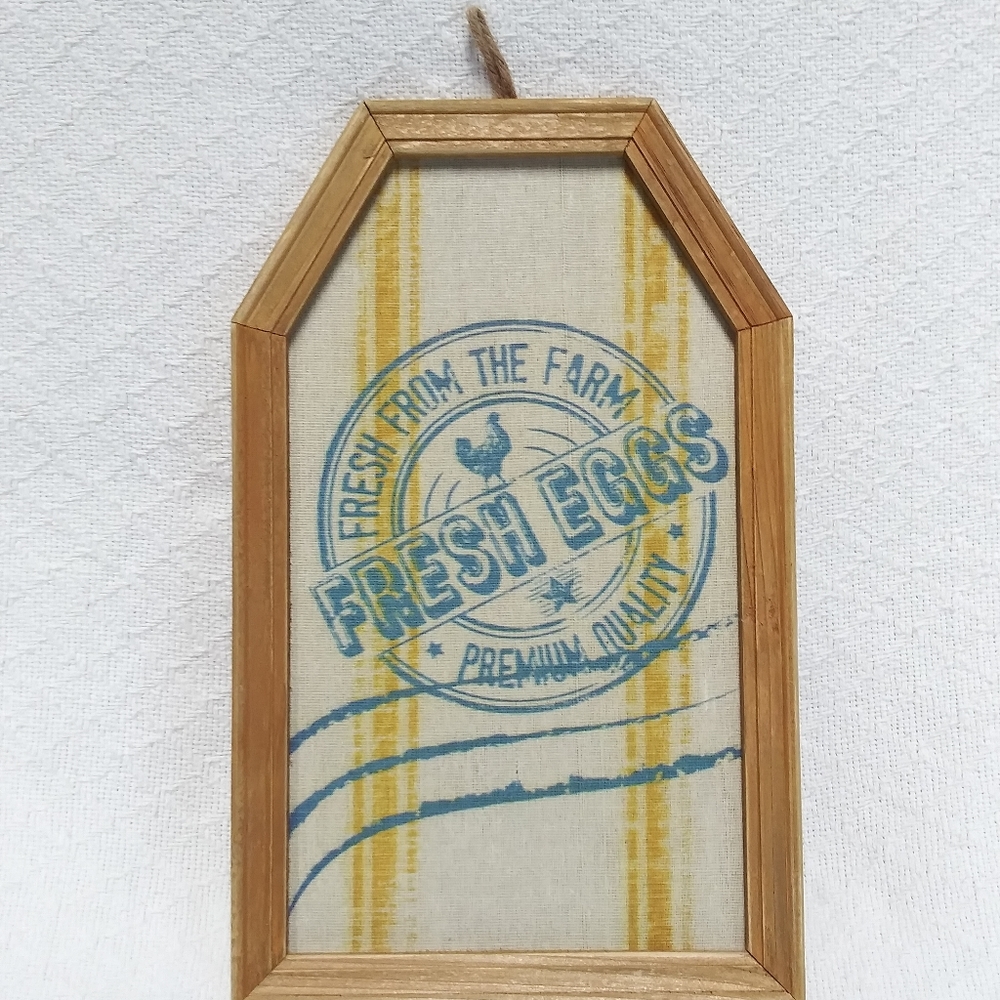 "Fresh Eggs" Wooden Canvas Wall Hanging Decor - Picture 5 of 5